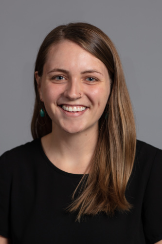 Hannah Loftus Headshot
