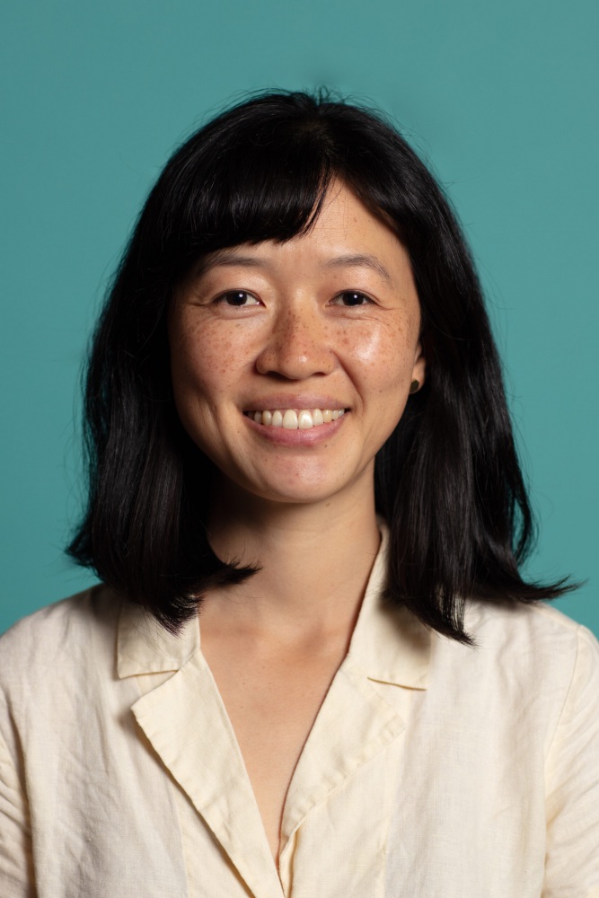 Alina Xu Headshot